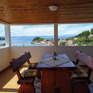 Gostinjska kuća Kuca Carmen, Rab Town