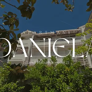 Apartman Daniela, Rab Town